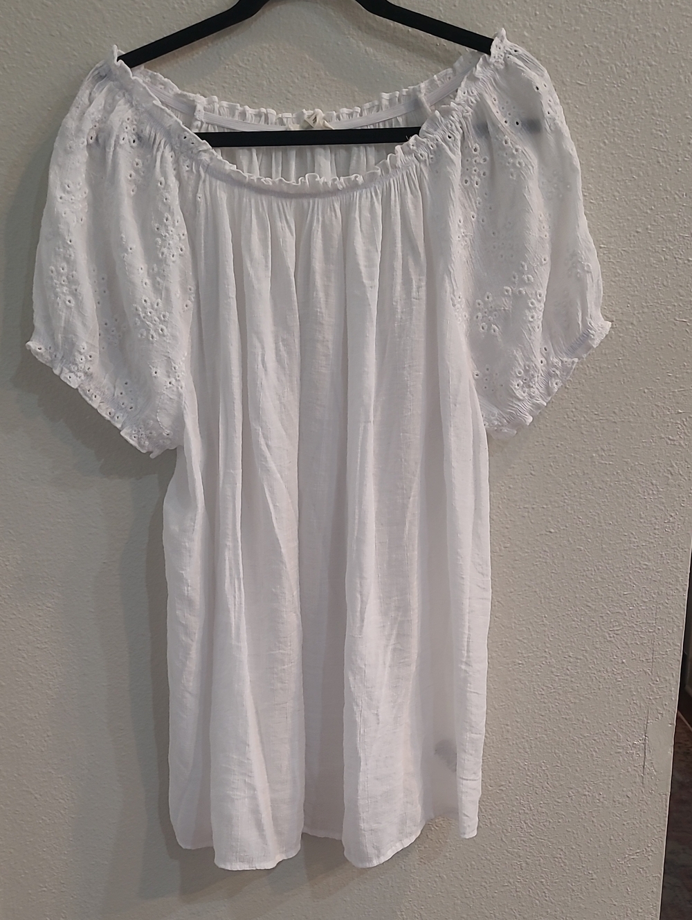 Como Blu White Eyelet Peasant Top - Women's Off-Shoulder Blouse Size 3x